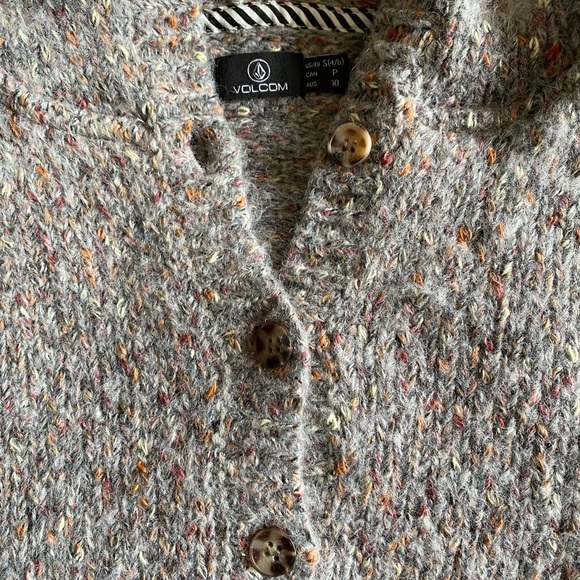 NWOT Volcom Hooded Sweater, sz small - Picture 6 of 7